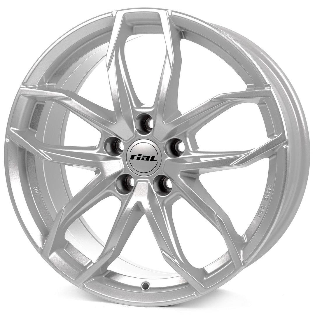 Lucca polar-silver 6,5x16 4x108 ET32 CB65,1 Flat 635 kg LUC65632CP11-0